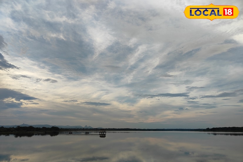 *পুরুলিয়া, শর্মিষ্ঠা ব্যানার্জি: ডিসেম্বরে মাঝামাঝি সময়ে এসে শীতের অনুভূতি হলেও তীব্র শীতের দাপট কমেছে অনেকটাই। তাপমাত্রার পারদ বেশ খানিকটা ঊর্ধ্বমুখী। এই মুহূর্তে তীব্র শীত পড়ছে না দক্ষিণের কোনও জেলাতেই, এমনটাই পূর্বাভাস। *পুরুলিয়া, শর্মিষ্ঠা ব্যানার্জি: ডিসেম্বরে মাঝামাঝি সময়ে এসে শীতের অনুভূতি হলেও তীব্র শীতের দাপট কমেছে অনেকটাই। তাপমাত্রার পারদ বেশ খানিকটা ঊর্ধ্বমুখী। এই মুহূর্তে তীব্র শীত পড়ছে না দক্ষিণের কোনও জেলাতেই, এমনটাই পূর্বাভাস।