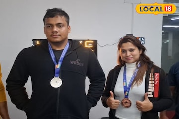 রাজ্যস্তরের পাওয়ারলিফটিংয়ে বাজিমাত বর্ধমানের! জোড়া পদক জয় রাজ্যস্তরের পাওয়ারলিফটিংয়ে বাজিমাত বর্ধমানের! জোড়া পদক জয়