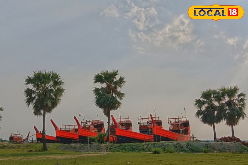 হাওড়ার বাগনানে দীঘা ও মন্দারমনির আনন্দ! এখানে হাজির হলেই মনে হবে দীঘা মোহনার কথা। চোখে পড়বে সারি সারি তালগাছ ও নদীর পাড়ে সার দিয়ে রয়েছে ট্রলার। (ছবি ও তথ্য: রাকেশ মাইতি) হাওড়ার বাগনানে দীঘা ও মন্দারমনির আনন্দ! এখানে হাজির হলেই মনে হবে দীঘা মোহনার কথা। চোখে পড়বে সারি সারি তালগাছ ও নদীর পাড়ে সার দিয়ে রয়েছে ট্রলার। (ছবি ও তথ্য: রাকেশ মাইতি)