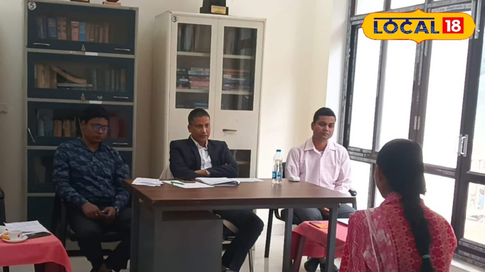 Jhargram News: চুলে কোনও স্টাইল নয়! পরতে হবে ফর্মাল শু, মক ইন্টারভিউতে আসন্ন চাকরিপ্রার্থীদের বোঝালেন পুলিশকর্তারা!