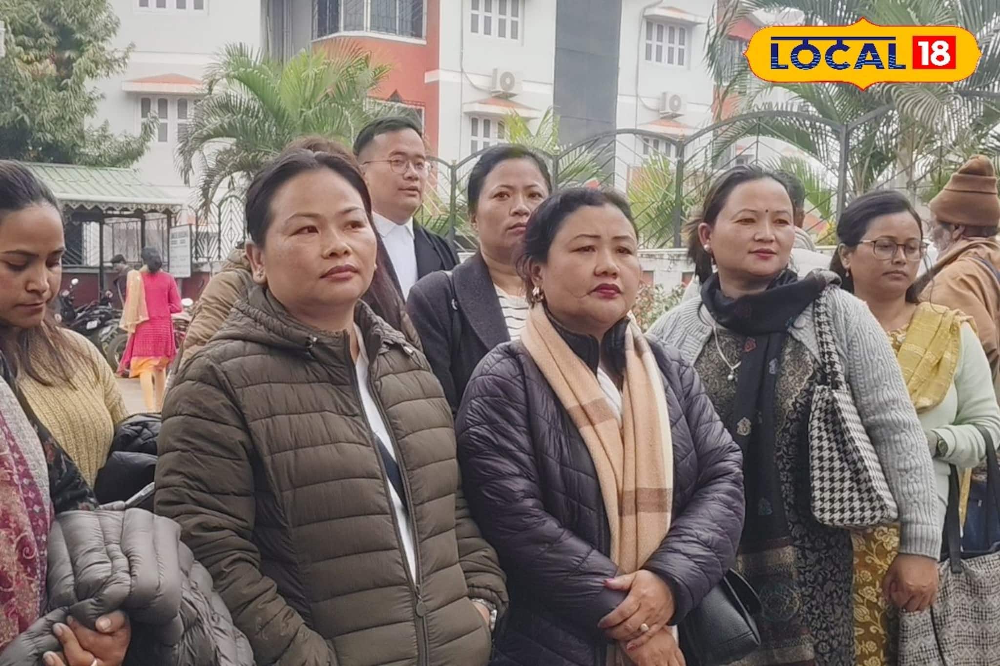 পাহাড়ের ৩১৩ শিক্ষকের বড় স্বস্তি! চাকরি বাতিলের রায়ে অন্তর্বর্তী স্থগিতাদেশ আদালতের