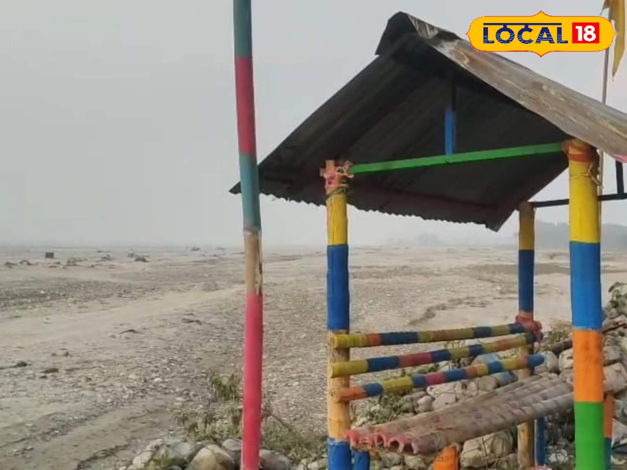 এক দিকে জঙ্গল, এক দিকে পাহাড়! মাঝে জমজমাট পিকনিক শুরু নদীর পাড়ে, দলে দলে মানুষ এখানেই আসছে