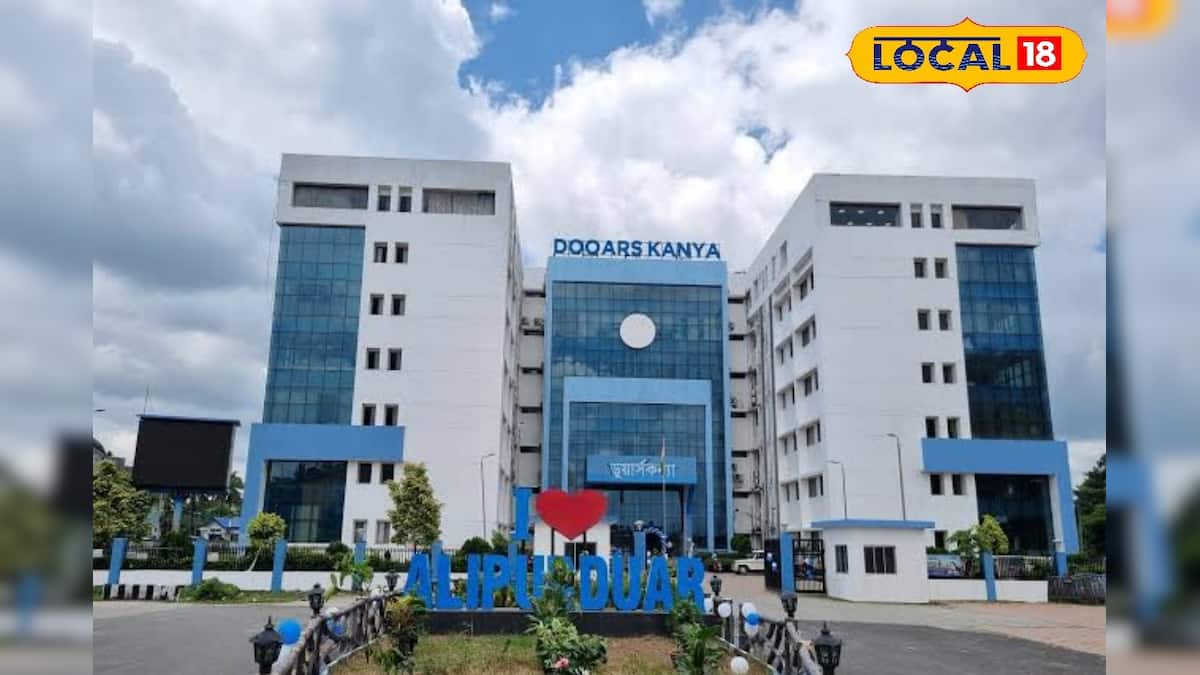 WB Govt Job Alert: স্টাফ নার্স-সহ প্রচুর পদে নিয়োগ, আলিপুরদুয়ার স্বাস্থ্য বিভাগের বিজ্ঞপ্তি জারি, জানুন আবেদনের খুঁটিনাটি WB Govt Job Alert: স্টাফ নার্স-সহ প্রচুর পদে নিয়োগ, আলিপুরদুয়ার স্বাস্থ্য বিভাগের বিজ্ঞপ্তি জারি, জানুন আবেদনের খুঁটিনাটি