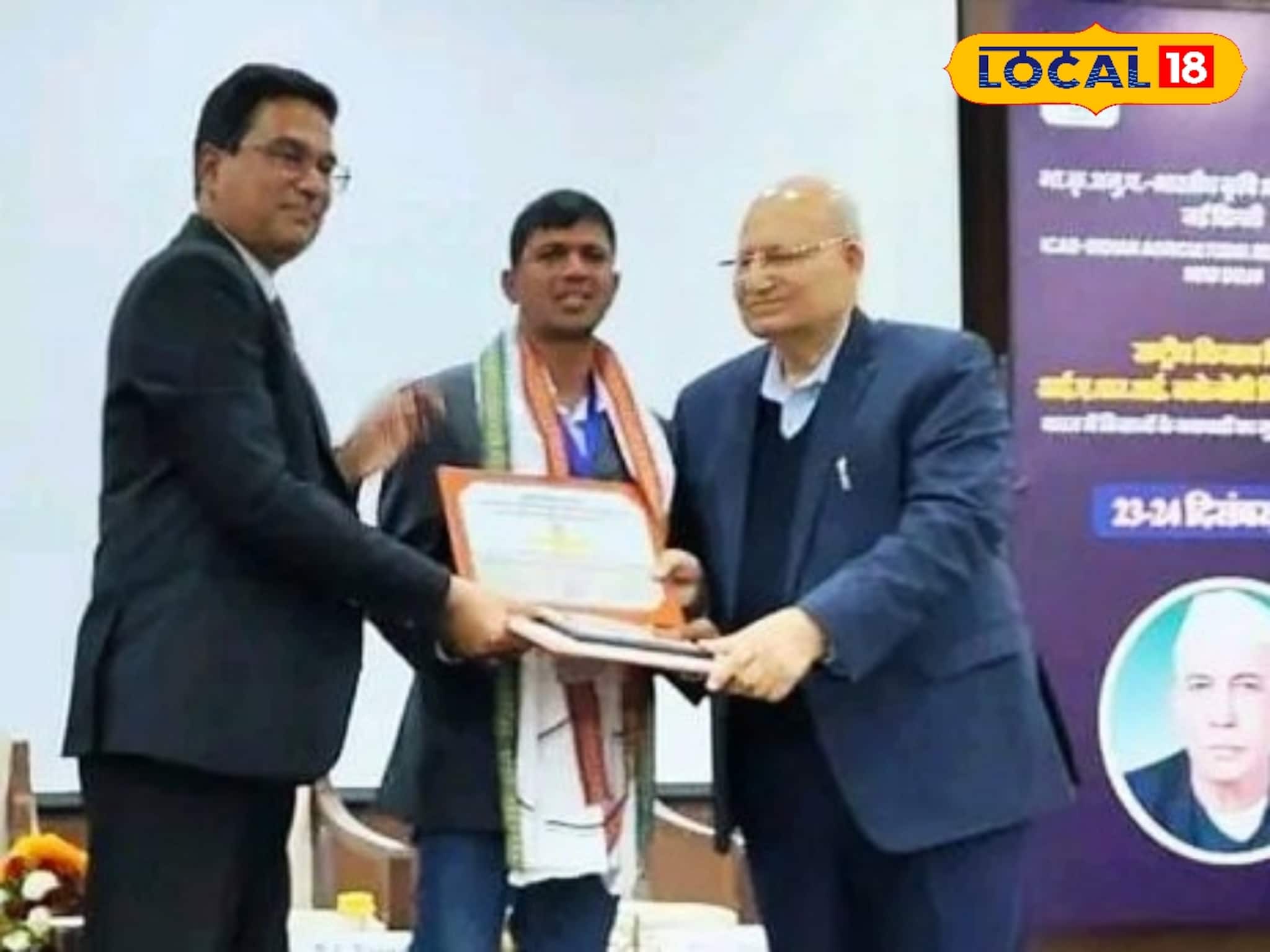 গতানুগতিক চাষের গণ্ডি ভেঙে দিল্লিতে জাতীয় স্বীকৃতি! সম্মানিত কালনার চাষি বাপি শেখ