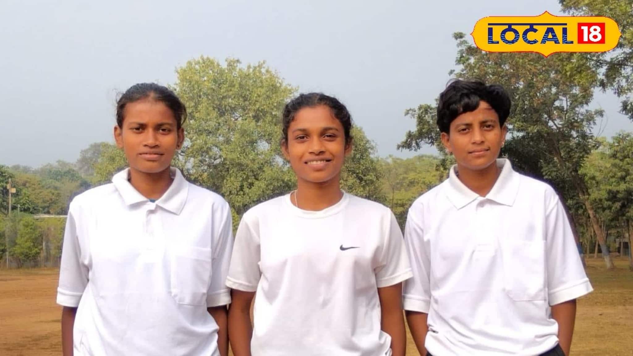 ফুটবলে কৃতিত্ব, তিন তরুণী ফুটবলার পেলেন সরকারি চাকরি, শালবনীতে খুশির আবহ