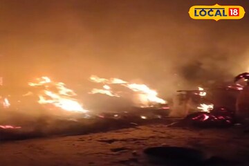 বাসন্তীতে ভয়াবহ অগ্নিকাণ্ডে গোটা বাড়ি পুড়ে ছাই! আতঙ্ক এলাকায়