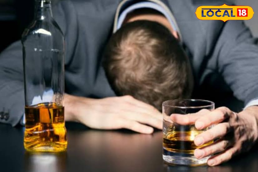 *ডায়মন্ডহারবার, দক্ষিণ ২৪ পরগনা, নবাব মল্লিক: বর্ষবরণে মজবেন বেহিসাবি পার্টিতে। কিন্তু পরদিন আবার রয়েছে অফিস, সেজন্য হ্যাংওভার কাটানোর উপায় খুঁজছেন। সেই হ্যাংওভার কাটাতে ওষুধ ছাড়াই ভরসা রাখতে পারেন ঘরোয়া টোটকায়‌।