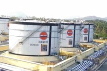 Indian Oil Recruitment: রাষ্ট্রয়াত্ত সংস্থা ইন্ডিয়ান অয়েলে চাকরির সুযোগ! ২৫ হাজার থেকে ১ লাখ বেতন, বিপুল শূন্যপদের ঘোষণা