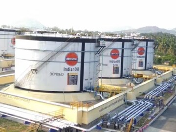 রাষ্ট্রয়াত্ত সংস্থা ইন্ডিয়ান অয়েলে চাকরির সুযোগ! ২৫ হাজার থেকে ১ লাখ বেতন, বিপুল শূন্যপদ