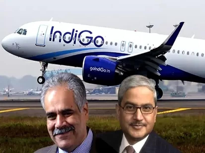 রাহুলের দক্ষ নেতৃত্ব সত্ত্বেও সাম্প্রতিক ইন্ডিগো ফ্লাইট সঙ্কটের কারণ কী, সেই প্রশ্নটা উঠছে। বলা হচ্ছে, ২০২৫ সালের ডিসেম্বরের বাতিলের ঘটনাগুলি পাইলটদের ক্লান্তি কমাতে এবং নিরাপত্তা উন্নত করার জন্য তৈরি নতুন ফ্লাইট ডিউটি টাইম লিমিটেশন (FDTL) নিয়মের সঙ্গে যুক্ত। এই নিয়মগুলি বিশ্রামের সময় বাড়ানোর এবং রাতের ফ্লাইটের সময় কমানোর নির্দেশ দেয়। ইন্ডিগো তার ক্রু তালিকা সেই অনুযায়ী শিডিউল করতে হিমশিম খায়, যার ফলে কর্মী ঘাটতি দেখা দেয় এবং ব্যাপকভাবে উড়ান বাতিল হতে থাকে। ইন্ডিগো জানিয়েছে যে তারা ১০ ডিসেম্বর, ২০২৫ তারিখের মধ্যে কার্যক্রম স্থিতিশীল করার জন্য কাজ করছে, রিফান্ড প্রসেস করা হচ্ছে এবং ফ্লাইট সংখ্যা ধীরে ধীরে বাড়ছে।