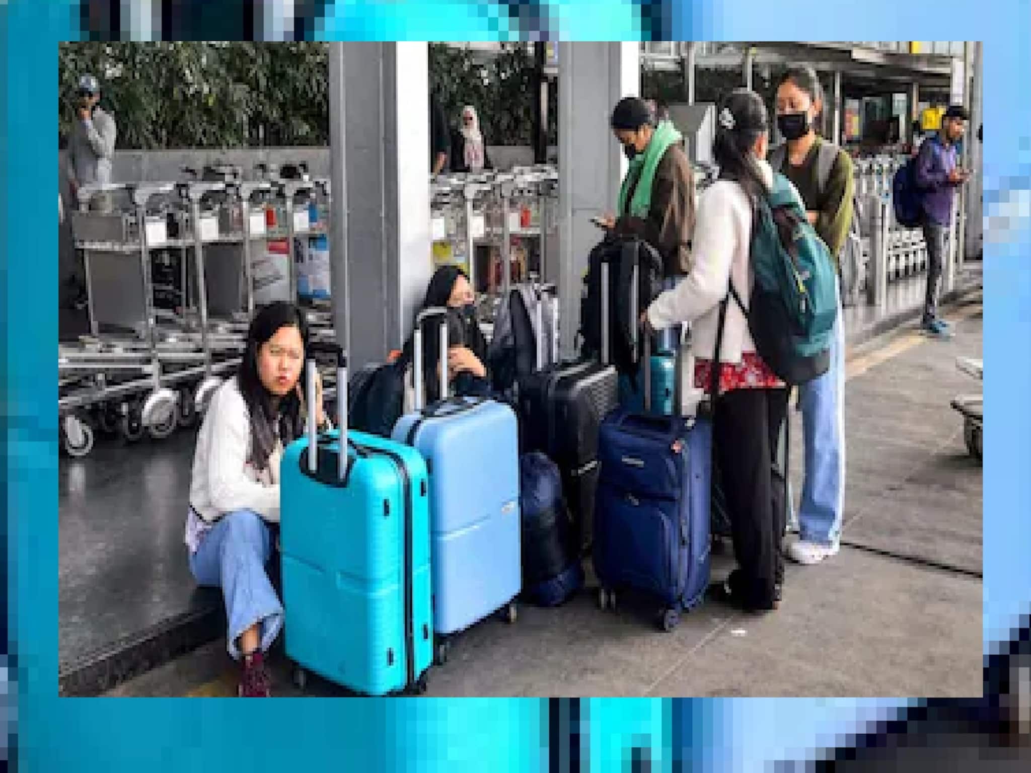 Indigo Crisis Update: সারাদিনে বাতিল ১০০০-র ও বেশি প্লেন, চারদিকে হাহাকার, কবে পরিস্থিতি স্বাভাবিক হবে জানলেন  Indigo সিইও