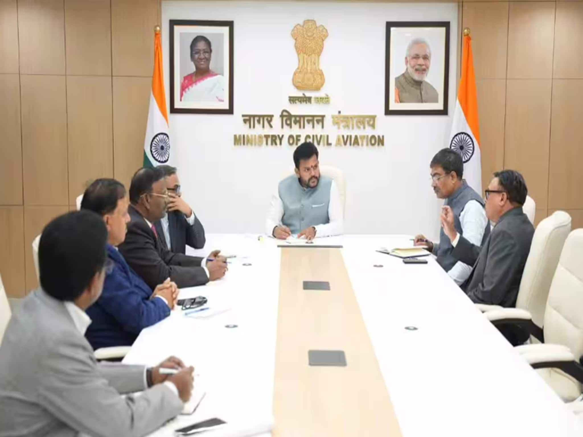 Indigo News: যাত্রী হয়রানিতে ক্ষুব্ধ, ইন্ডিগো-কে কড়া বার্তা কেন্দ্রীয় মন্ত্রীর!