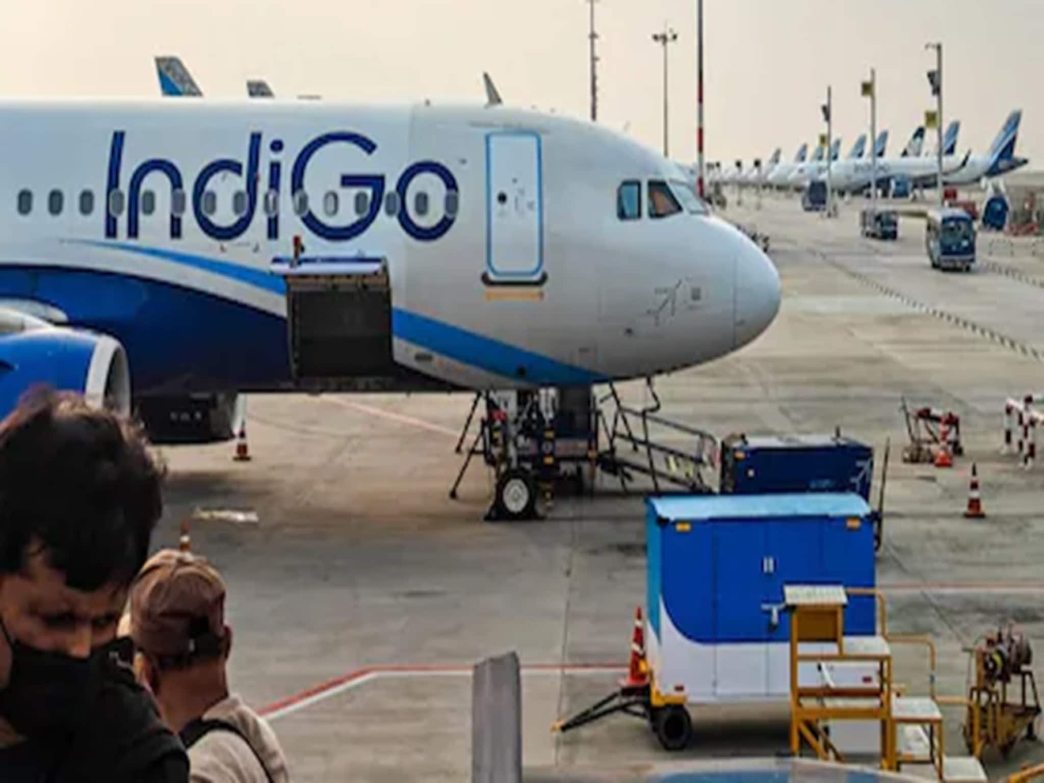 Indigo Update: রবিবার রাত ৮টার মধ্যে বাতিল উড়ানের টিকিটের দাম ফেরাতে হবে, ইন্ডিগো-কে কড়া নির্দেশ কেন্দ্রের!