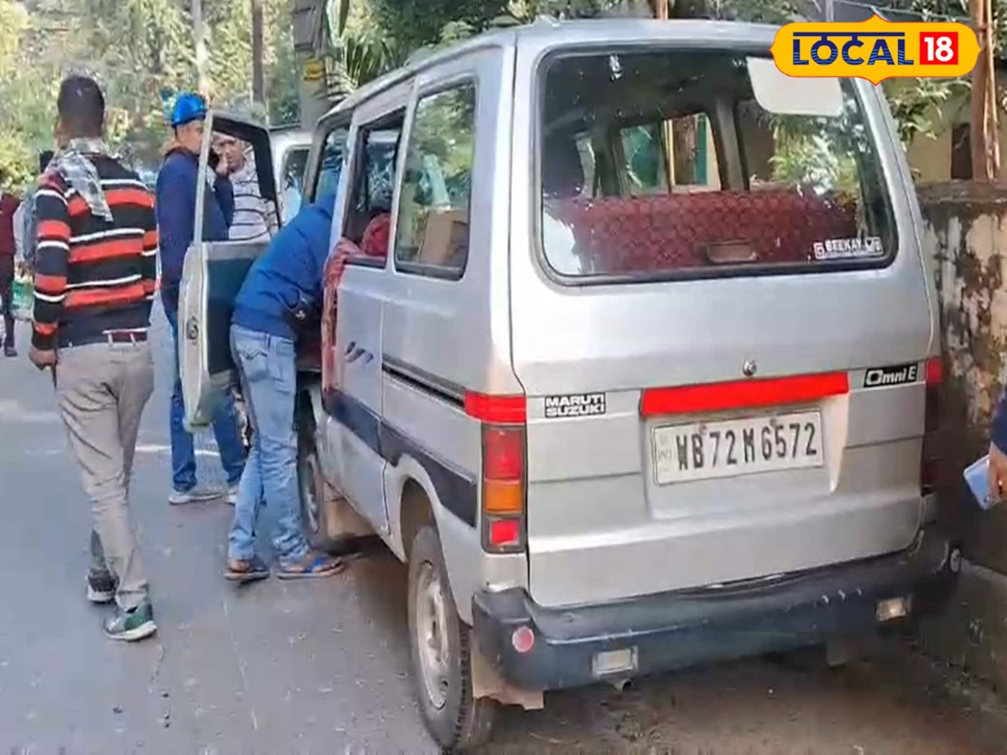 Jalpaiguri News: টোটোকে পাশ কাটাতে গিয়ে দুর্ঘটনার কবলে পুলকার! আহত স্কুল পড়ুয়া, প্রশ্নের মুখে চালক