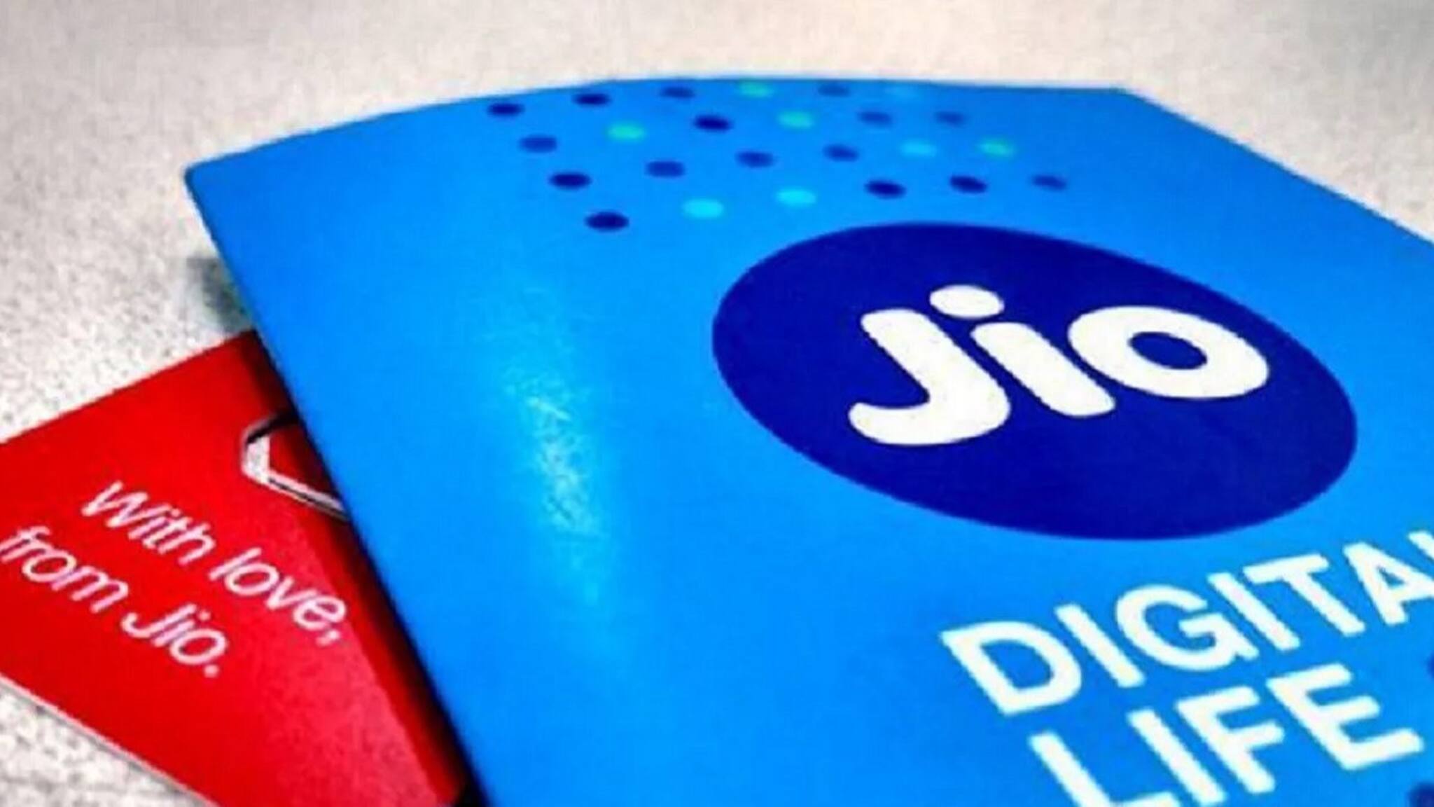 Jio Happy New Year 2026: নতুন বছরে আগেই Jio-র মেগা চমক! ৩ ধামাকাদার প্ল্যান লঞ্চ হল গ্রাহকদের জন্য ডেটা! OTT আর AI... সব এক প্ল্যানে