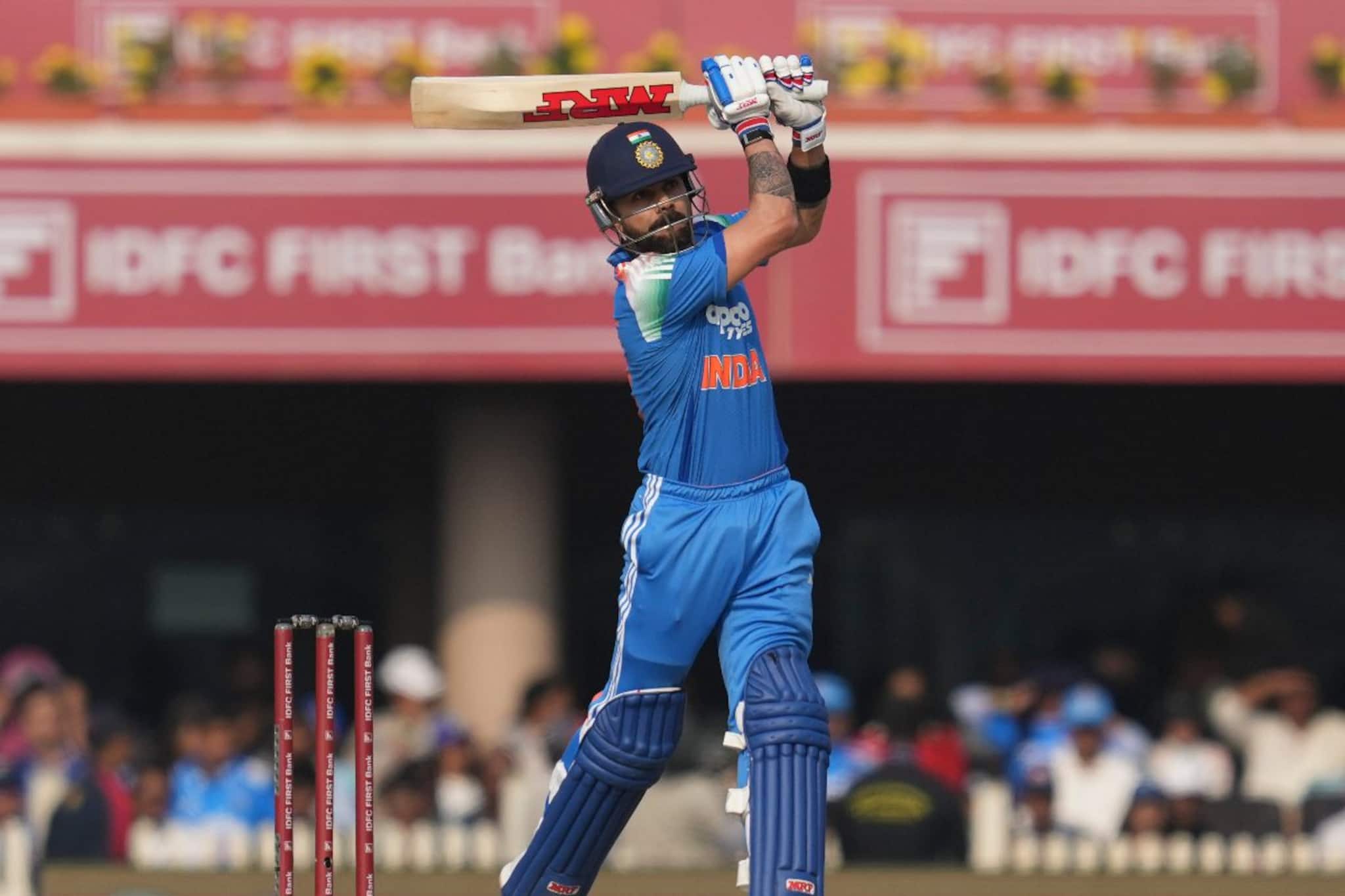 IND vs NZ: দরকার আর মাত্র ৪২ রান! আরও একটি বড় রেকর্ডের সামনে দাঁড়িয়ে বিরাট কোহলি IND vs NZ: দরকার আর মাত্র ৪২ রান! আরও একটি বড় রেকর্ডের সামনে দাঁড়িয়ে বিরাট কোহলি