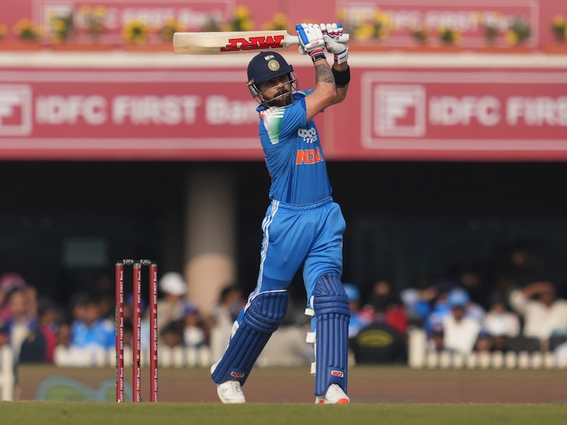 টেস্ট ও টি-টোয়েন্টি ক্রিকেটকে বিদায় জানালেও ওডিআইতে নিজের দাপট বজায় রেখেছেন বিরাট কোহলি। ‘রান মেশিন’ নামে পরিচিত কোহলি ১১ জানুয়ারি চলতি বছরের প্রথম ম্যাচ খেলতে নামবেন, যা নিয়ে ক্রিকেটপ্রেমীদের মধ্যে ব্যাপক আগ্রহ তৈরি হয়েছে। টেস্ট ও টি-টোয়েন্টি ক্রিকেটকে বিদায় জানালেও ওডিআইতে নিজের দাপট বজায় রেখেছেন বিরাট কোহলি। ‘রান মেশিন’ নামে পরিচিত কোহলি ১১ জানুয়ারি চলতি বছরের প্রথম ম্যাচ খেলতে নামবেন, যা নিয়ে ক্রিকেটপ্রেমীদের মধ্যে ব্যাপক আগ্রহ তৈরি হয়েছে।