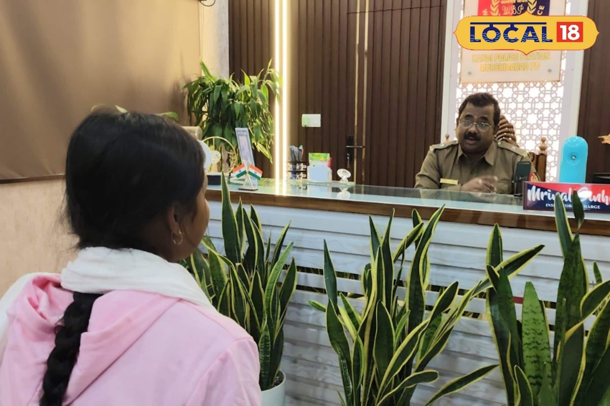 বিয়ের আসর থেকে পালিয়ে সটান থানায়, বদলে গেল নাবালিকার জীবন বিয়ের আসর থেকে পালিয়ে সটান থানায়, বদলে গেল নাবালিকার জীবন