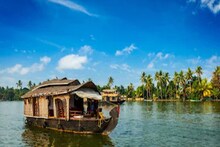 Mahisadal News: মহিষাদলের স্কুল থেকে পালিয়ে কেরলে চার দিন, বিমানবন্দরে ওৎ পেতে ক্লাস এইটের ছাত্র-ছাত্রীকে উদ্ধার করল পুলিশ!