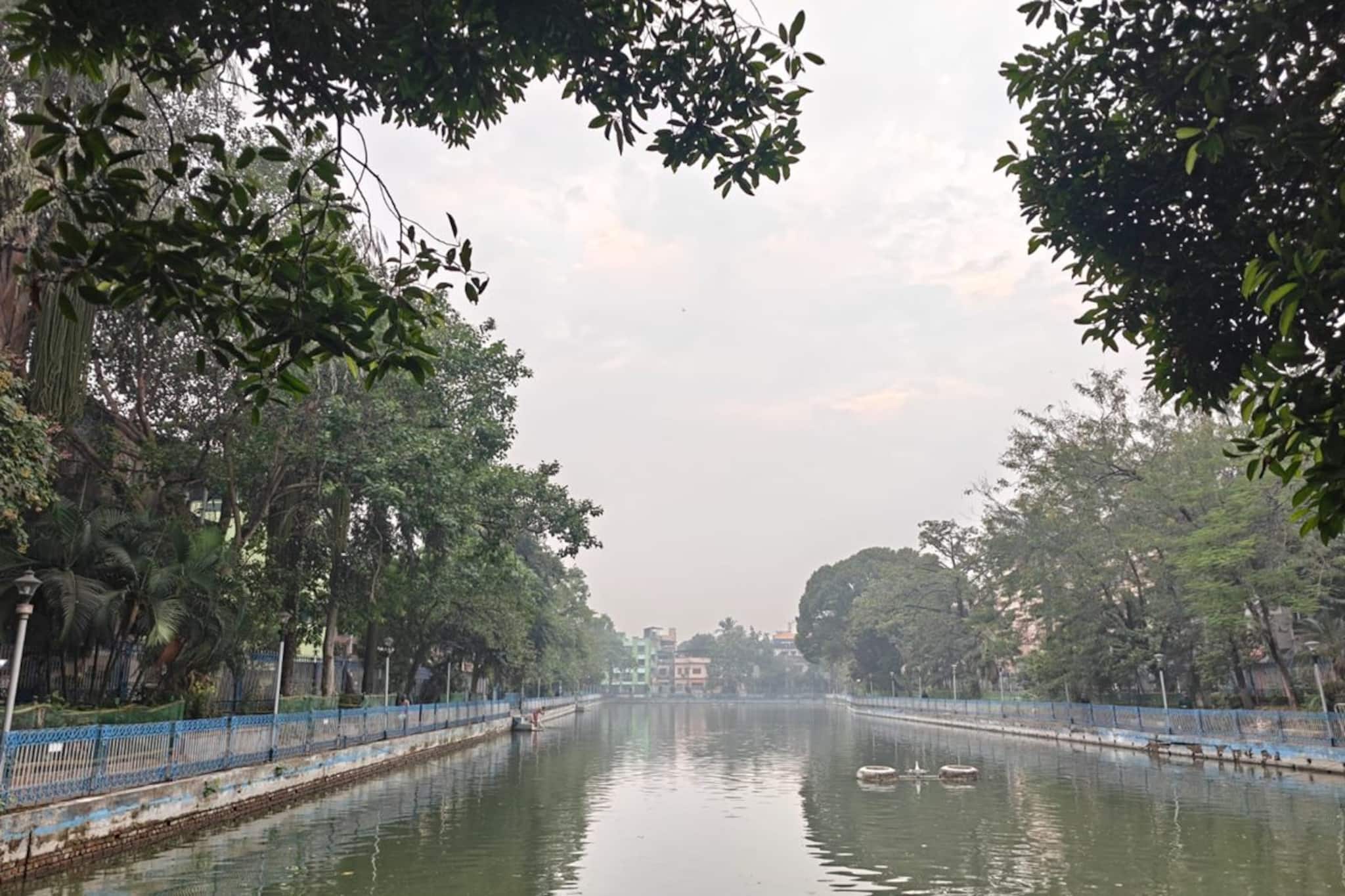 West Bengal Weather Update: দক্ষিণবঙ্গে ধীরে ধীরে কমবে তাপমাত্রা, রাজ্যে জাঁকিয়ে শীত কবে? জেনে নিন আবহাওয়ার আপডেট West Bengal Weather Update: দক্ষিণবঙ্গে ধীরে ধীরে কমবে তাপমাত্রা, রাজ্যে জাঁকিয়ে শীত কবে? জেনে নিন আবহাওয়ার আপডেট