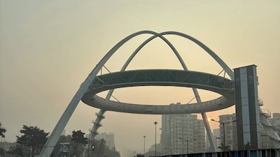 সর্বনিম্ন তাপমাত্রা কলকাতায় ফের ১৪ ডিগ্রি সেলসিয়াসের ঘরে। তাপমাত্রা কিছুটা কমেছে। এর আগে ৬ ডিসেম্বর ১৪.৫ ডিগ্রি সেলসিয়াসে নেমেছিল তাপমাত্রা। ১২ ডিসেম্বর শহরের তাপমাত্রা ফের নামল ১৪.৮ ডিগ্রি সেলসিয়াসে।