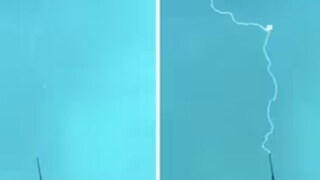 বুর্জ খলিফার উপরে বজ্রপাত