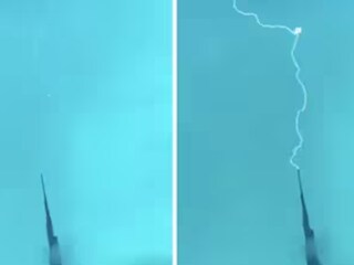 বুর্জ খলিফার উপরে বজ্রপাত