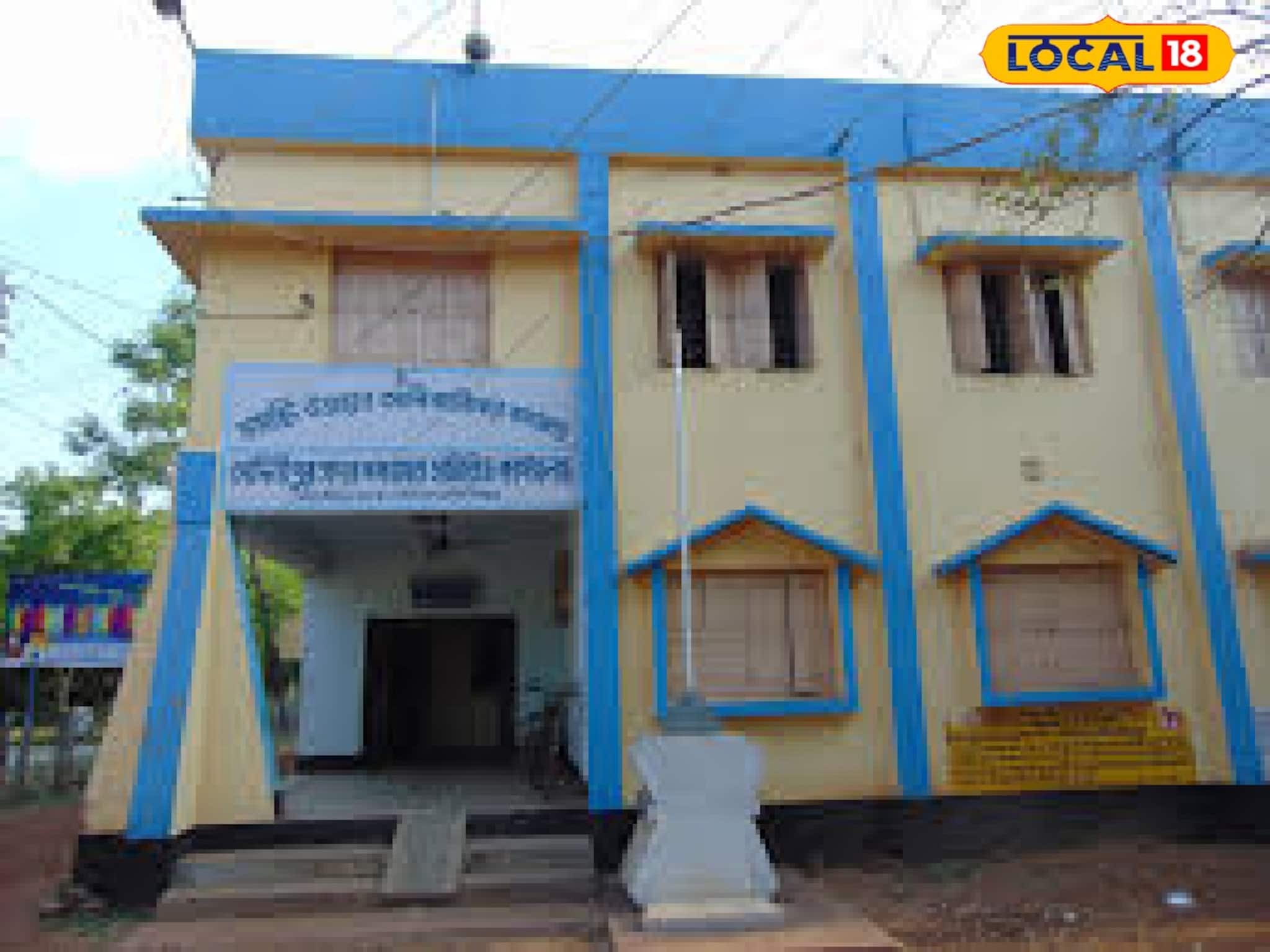 BLRO অফিসে ঢুকে অস্থায়ী কর্মীকে ধারালো অস্ত্রের কোপ! হাড়হিম করা কাণ্ড মেদিনীপুরে BLRO অফিসে ঢুকে অস্থায়ী কর্মীকে ধারালো অস্ত্রের কোপ! হাড়হিম করা কাণ্ড মেদিনীপুরে