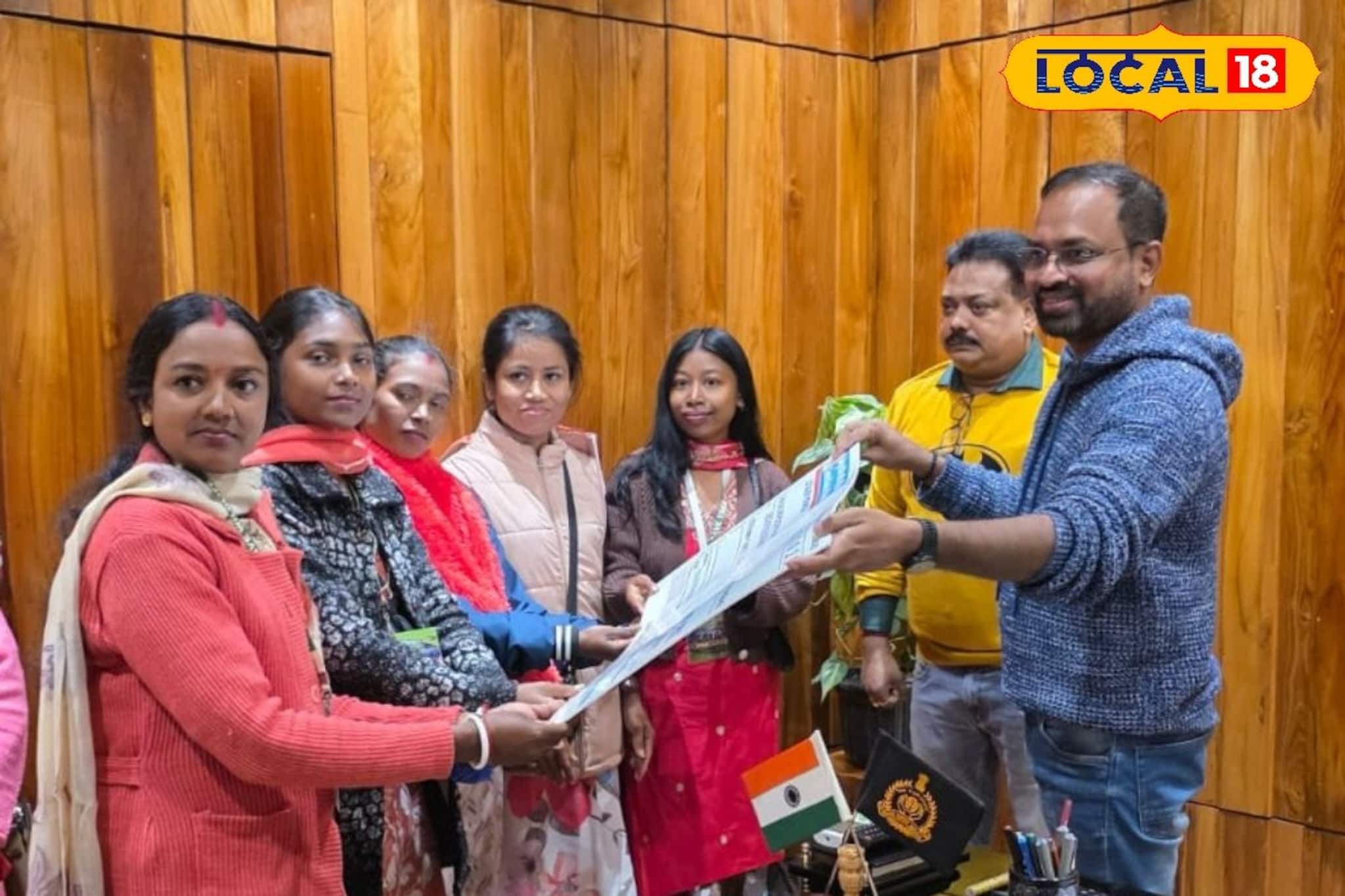 আদিবাসী নাচেই বদল ভাগ্য! পর্যটন থেকে লক্ষাধিক টাকা আয়