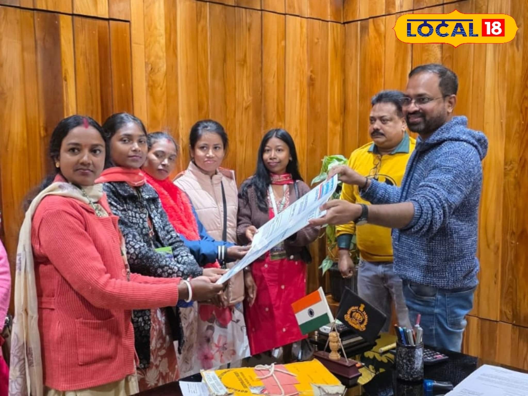 আদিবাসী নাচেই বদল ভাগ্য! পর্যটন থেকে লক্ষাধিক টাকা আয়