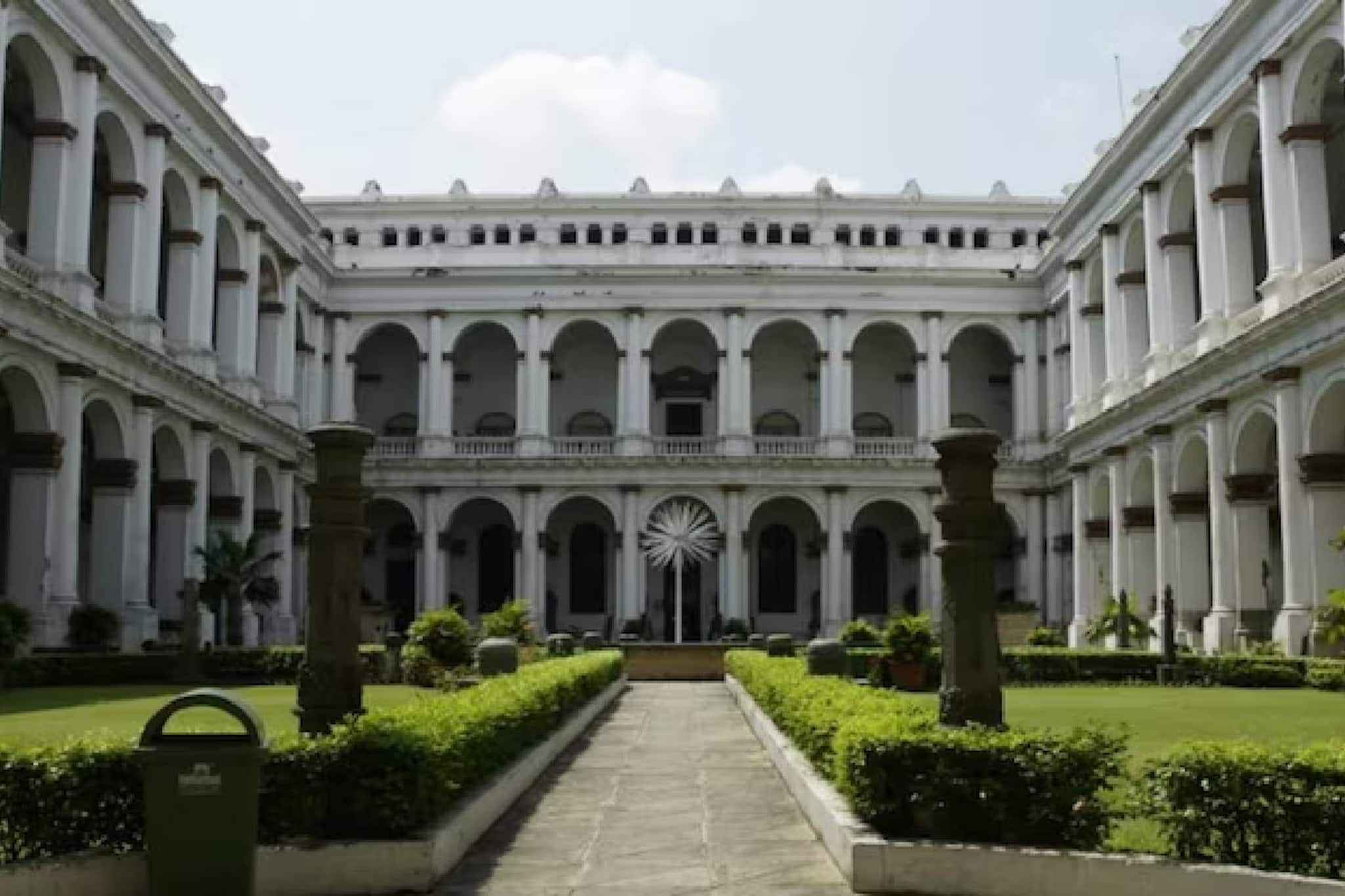 সাংবাদিকতা নিয়ে পড়াশোনা করেছেন? কেন্দ্রীয় সরকারের অধীনস্থ কলকাতা জাদুঘরে চাকরির সুযোগ