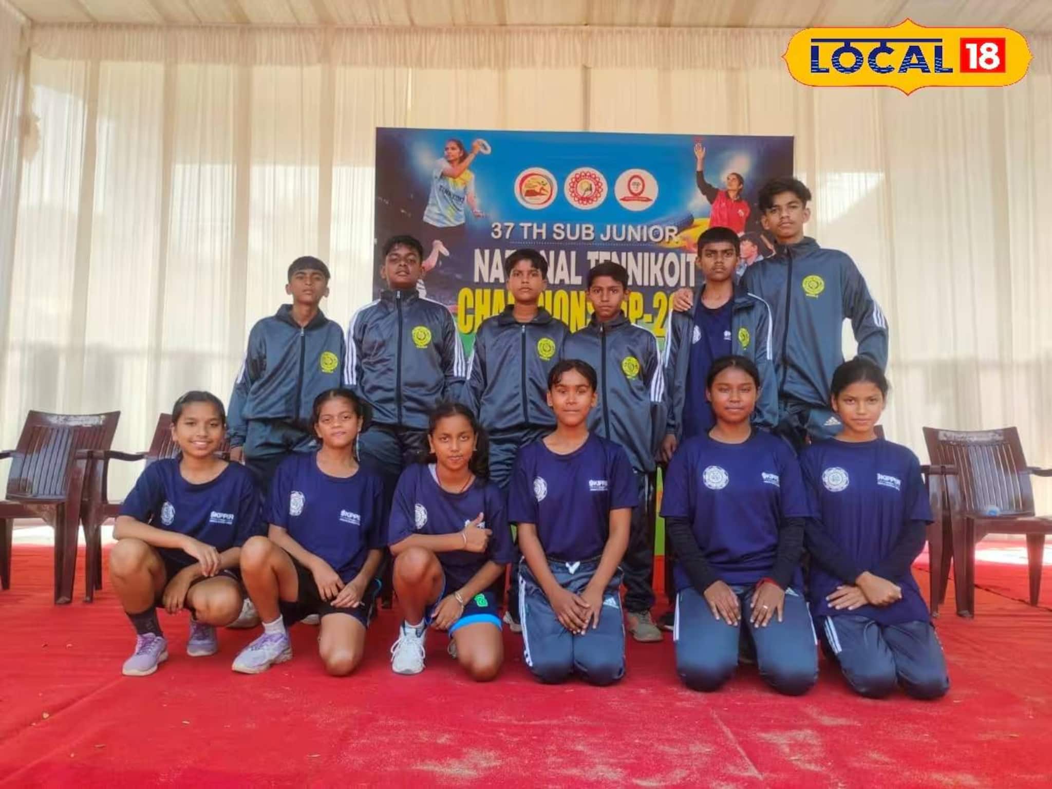 দু'চোখে চ্যাম্পিয়ন হওয়ার স্বপ্ন! জাতীয় স্তরের টেনিকোয়েট প্রতিযোগিতায় মালদহের ৬ খুদে