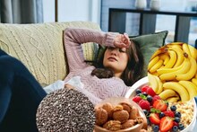 Food to Boost up Energy: দিনভর ক্লান্ত ও দুর্বল লাগে আপনার? কলা, ওটসের সঙ্গে ৩ খাবার...এনার্জিতে ফুটবেন টগবগ করে