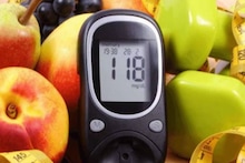 5 Fruits to Spike Blood Sugar: আঙুর, কলা...৫ ফলে বিপদের ফাঁদে ব্লাড সুগার রোগীরা! খেলেই রক্তে চড়চড়িয়ে বাড়বে শর্করা!
