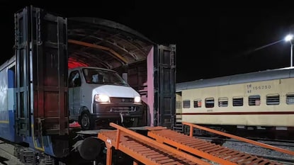 দুর্গম ভূখণ্ড এবং ৪৫টি টানেলের মধ্য দিয়ে বাস্তবায়িত একটি চ্যালেঞ্জিং কৌশলগত কৃতিত্ব দুর্গম ভূখণ্ড এবং ৪৫টি টানেলের মধ্য দিয়ে বাস্তবায়িত একটি চ্যালেঞ্জিং কৌশলগত কৃতিত্ব