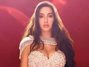 লাখ লাখ পুরুষের মন ভাঙল! নোরা ফতেহির জীবনে প্রেম, প্রেমিক আবার ফুটবলার!