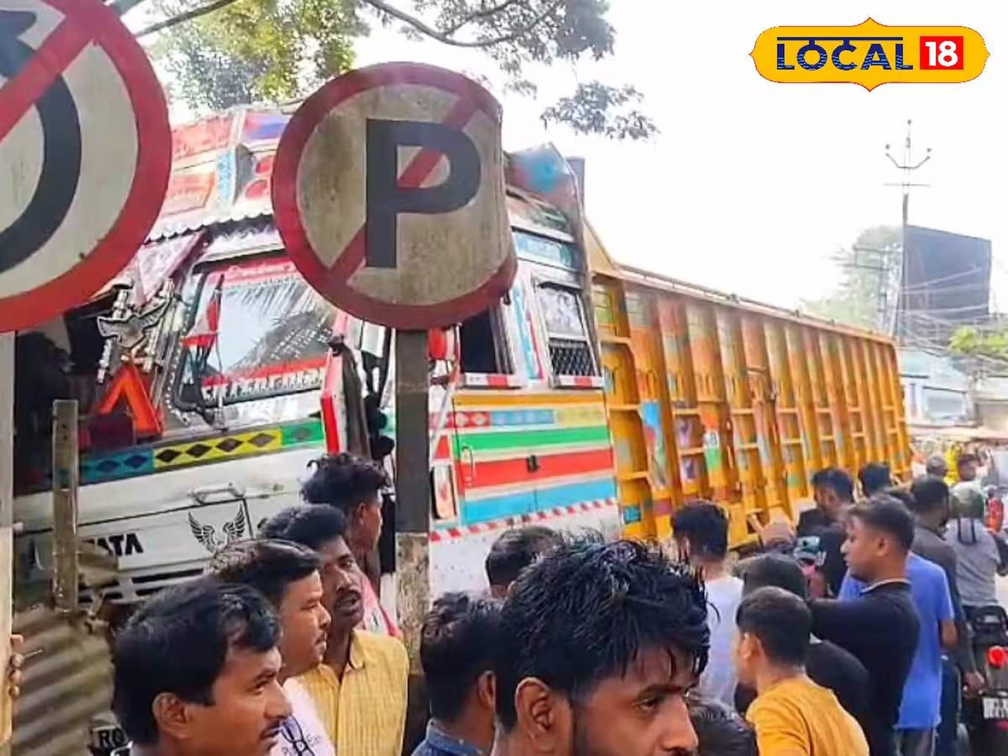 North 24 Parganas News: বিয়ের দেড় বছরের মধ্যেই সব শেষ! যশোর রোডে ভয়াবহ দুর্ঘটনায় প্রাণ গেল যুবকের, শ্বশুরবাড়ি থেকে ফেরার পথে পিষে দিল লরি