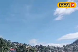 শীত পড়তেই পাহাড়ে পর্যটকদের ভিড়! আজ দিনভর উত্তরবঙ্গের আবহাওয়া কেমন থাকবে জানুন