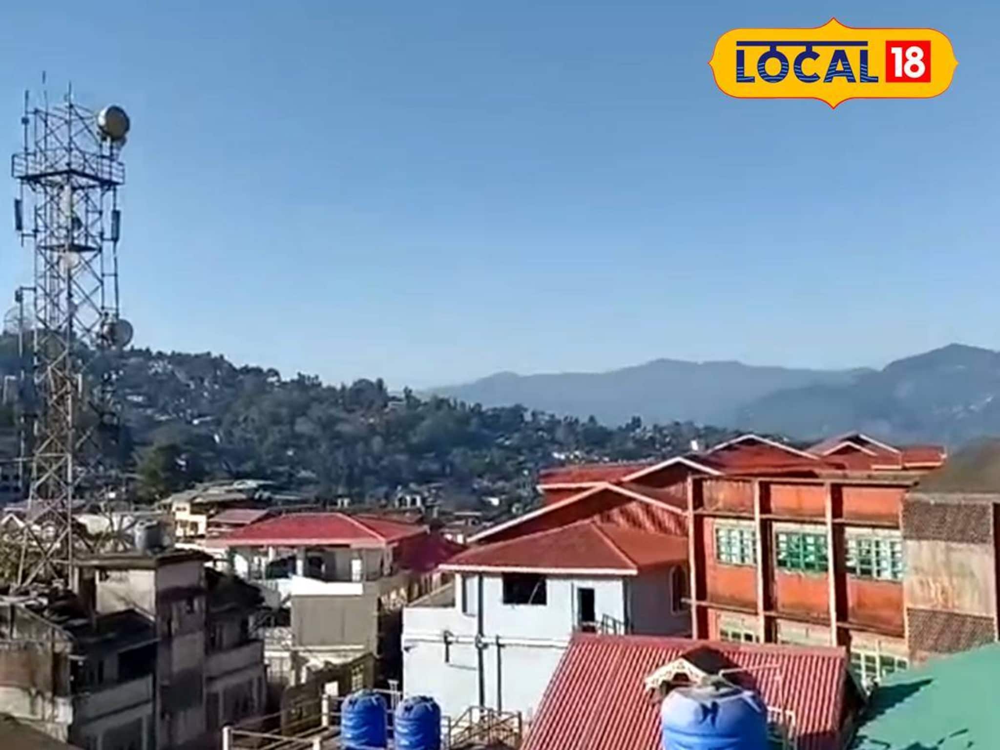 হিমেল পরশে পাহাড়ে নামছে পারদ! আজ দিনভর কেমন থাকবে উত্তরবঙ্গের আবহাওয়া হিমেল পরশে পাহাড়ে নামছে পারদ! আজ দিনভর কেমন থাকবে উত্তরবঙ্গের আবহাওয়া