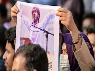 বাংলাদেশে গুলি করে খুন করা হয় জুলাই আন্দোলনের অন্যতম মুখ ওসমান হাদিকে৷ ছবি-এএফপি