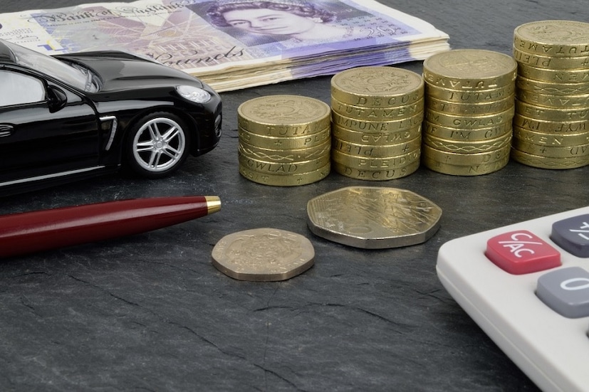 ১ ডিসেম্বরে লোকাসভায় অর্থ দফতরের রাষ্ট্রমন্ত্রী পঙ্কজ চৌধুরি একটি লিখিত জবাবে জানিয়েছেন ডিএ ও বেসিক পে মিশে যাওয়ার কোনও প্রস্তাব আসেনি ৷ প্রতীকী ছবি ৷