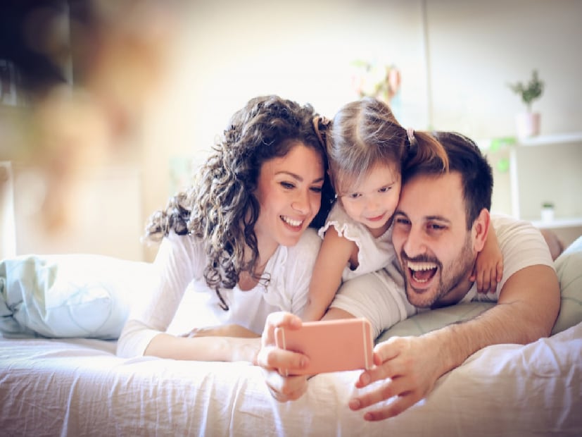 *বিজ্ঞপ্তি প্রকাশ করে জানা গিয়েছে, সাঁতরাগাছি–ইয়েলাহাঙ্কা–সাঁতরাগাছি স্পেশ্যাল (০৮০৭৩/০৮০৭৪)। সাঁতরাগাছি থেকে ছাড়বে ৭ ডিসেম্বর ২০২৫, বিকেল ১৪:৪৫-এ। পৌঁছবে তৃতীয় দিনের রাত ১২:৫৫-এ। একইভাবে ০৮০৭৪ ইয়েলাহাঙ্কা থেকে ছাড়বে ৯ ডিসেম্বর ২০২৫, ভোর ০৪:৪৫-এ, পৌঁছবে পরের দিন দুপুর ১৪:০০ মিনিটে। স্টপেজ থাকছে খড়গপুর, বালেশ্বরে। সংগৃহীত ছবি। 