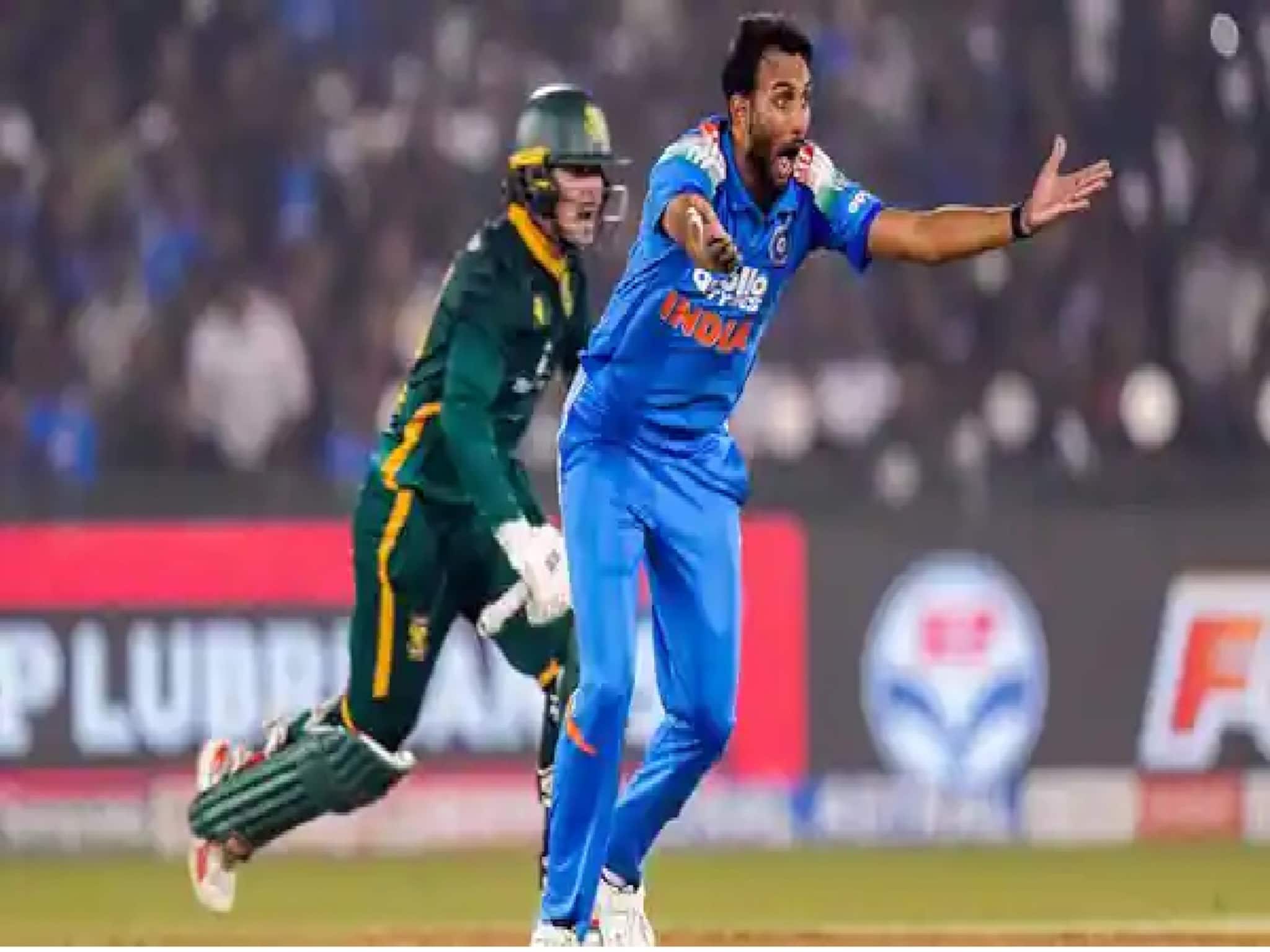 Indian Bowler's Poor Performence: ‘জানেই না ওর জোর কী’- দলে সিনিয়র বোলারদের নেওয়ার আবেদন জোরালো, চাঁচাছোলা আক্রমণ কৃষ্ণাকে