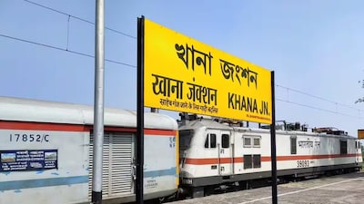 পরিকাঠামোগত কাজের জন্য নিয়ন্ত্রণ করা হচ্ছে একাধিক ট্রেন (Representative Image)