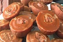 Real vs Fake Jaggery in Winters: শীতের বাজারে ছেয়েছে ভেজাল গুড়, খাঁটি গুড় চিনবেন দেখে না গন্ধে? জানুন গুড় চেনার গূঢ় রহস্য