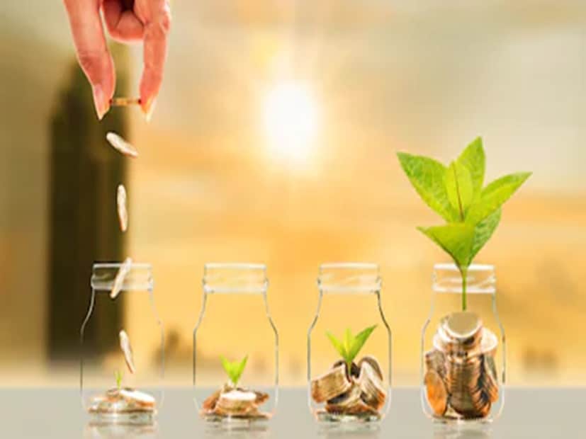 যত বেশিই উপার্জন হোক না কেন, তা যদি শুধুই খরচ করে চলা হয়, তাহলে আর্থিক ভিত্তি কখনই মজবুত হয় না। অতএব, স্যালারি ম্যানেজমেন্ট বা বেতন ব্যবস্থাপনা আজকাল অত্যন্ত গুরুত্বপূর্ণ, যাতে ভবিষ্যতে উদ্ভূত যে কোনো আর্থিক চ্যালেঞ্জ সহজেই মোকাবিলা করা সম্ভব হয়। যাঁদের খরচ পরিচালনা করার পাশাপাশি বেতন পরিচালনা করতেও সমস্যা হয়, এই হিসেব তাঁদেরই জন্য। 