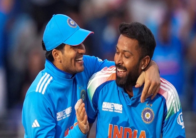 কলকাতা: ২০২৫ সালের শেষ সিরিজ খেলছে টিম ইন্ডিয়া৷ ভারত বনাম দক্ষিণ আফ্রিকা সিরিজে কি দলকে জয়ের পথে নিয়ে যাবেন ভারতের টি-টোয়েন্টি অধিনায়ক সূর্যকুমার যাদব। ৯ থেকে ১৯ ডিসেম্বর দক্ষিণ আফ্রিকার বিরুদ্ধে পাঁচ ম্যাচের টি-টোয়েন্টি সিরিজ খেলবে টিম ইন্ডিয়া। সিরিজের প্রথম ম্যাচটি কটকে ভারতীয় সময় সন্ধ্যা ৭টায় শুরু হবে। শুভমান গিল এবং হার্দিক পান্ডিয়া প্রথম টি-টোয়েন্টিতে মাঠে ফিরবেন। কলকাতা: ২০২৫ সালের শেষ সিরিজ খেলছে টিম ইন্ডিয়া৷ ভারত বনাম দক্ষিণ আফ্রিকা সিরিজে কি দলকে জয়ের পথে নিয়ে যাবেন ভারতের টি-টোয়েন্টি অধিনায়ক সূর্যকুমার যাদব। ৯ থেকে ১৯ ডিসেম্বর দক্ষিণ আফ্রিকার বিরুদ্ধে পাঁচ ম্যাচের টি-টোয়েন্টি সিরিজ খেলবে টিম ইন্ডিয়া। সিরিজের প্রথম ম্যাচটি কটকে ভারতীয় সময় সন্ধ্যা ৭টায় শুরু হবে। শুভমান গিল এবং হার্দিক পান্ডিয়া প্রথম টি-টোয়েন্টিতে মাঠে ফিরবেন।