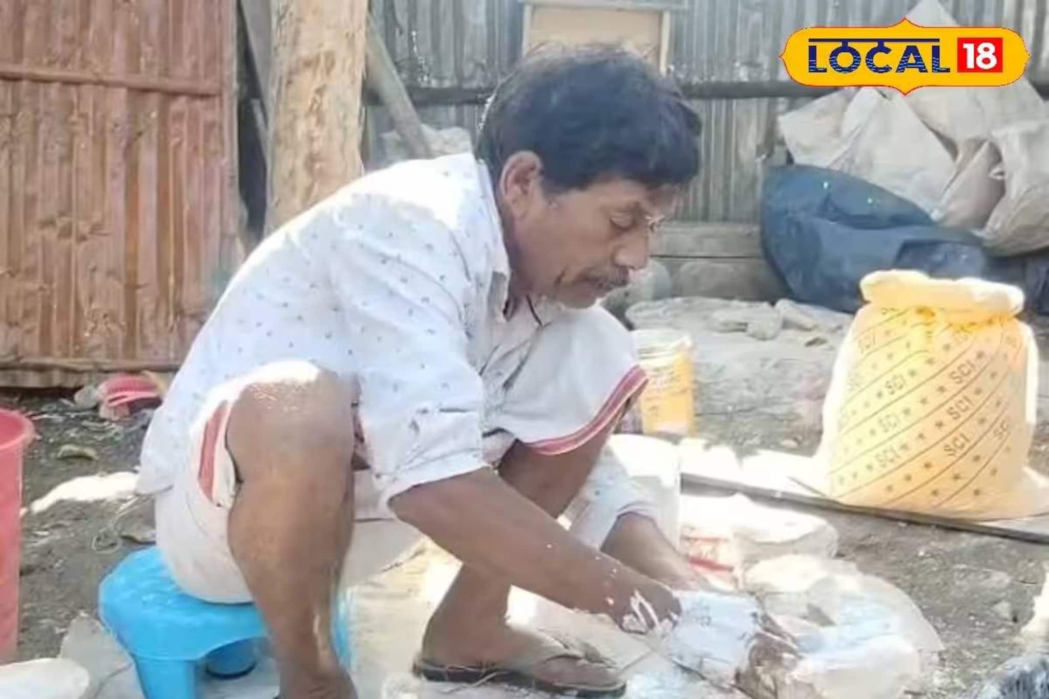 বড়দিনের আলোয় ঝলমলে চার্চ! অথচ ধুঁকছে যিশু-মূর্তি শিল্প