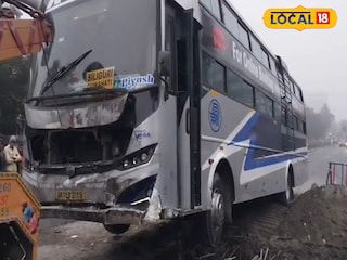 বাইককে বাঁচাতে গিয়ে দুর্ঘটনার কবলে বাস 