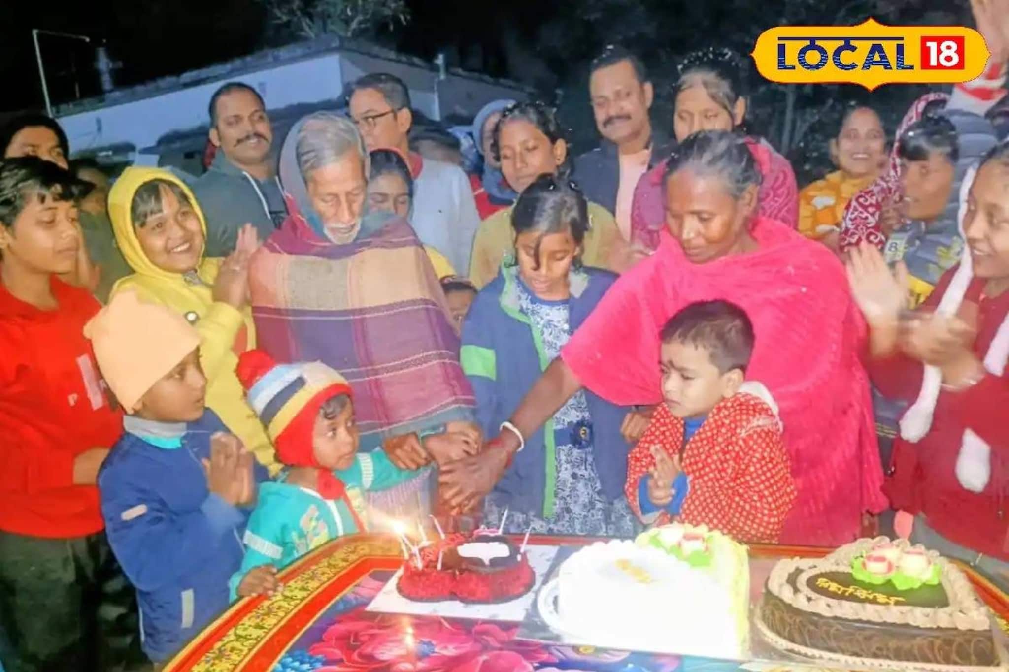 জন্মদিনে ঘরে ফিরল নিখোঁজ মেয়ে! কেক কেটে হইহই করে উৎসব পালন জয়নগরের পরিবারের